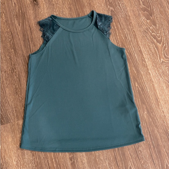 SHEIN Tops - SHEIN turquoise ribbed top with lace baby sleeves. Size L